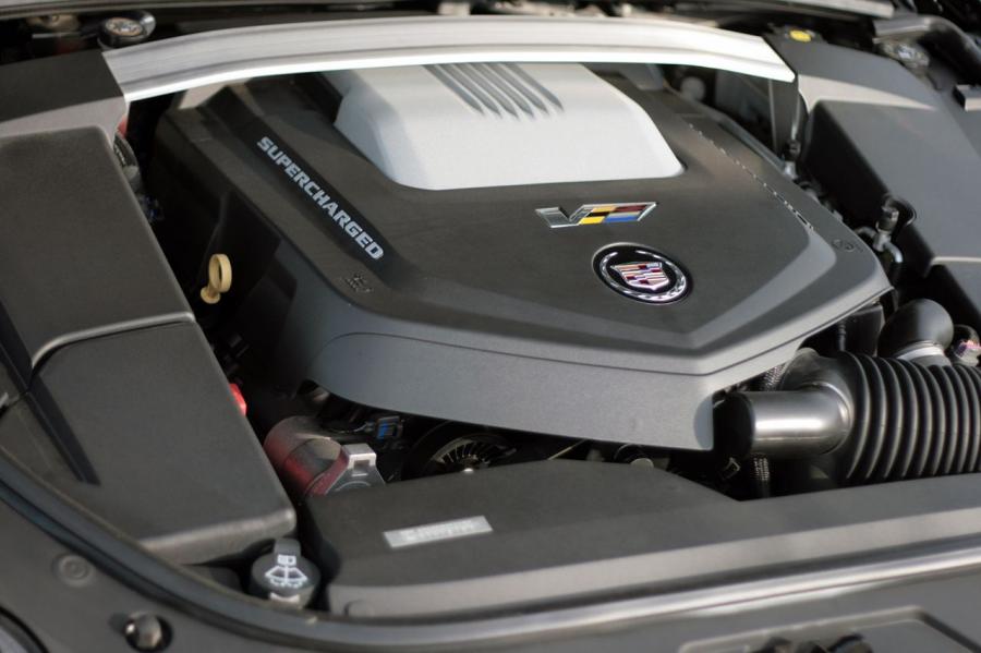  Cadillac CTS-V Coupe 2010 года  (фото 124 из 315)